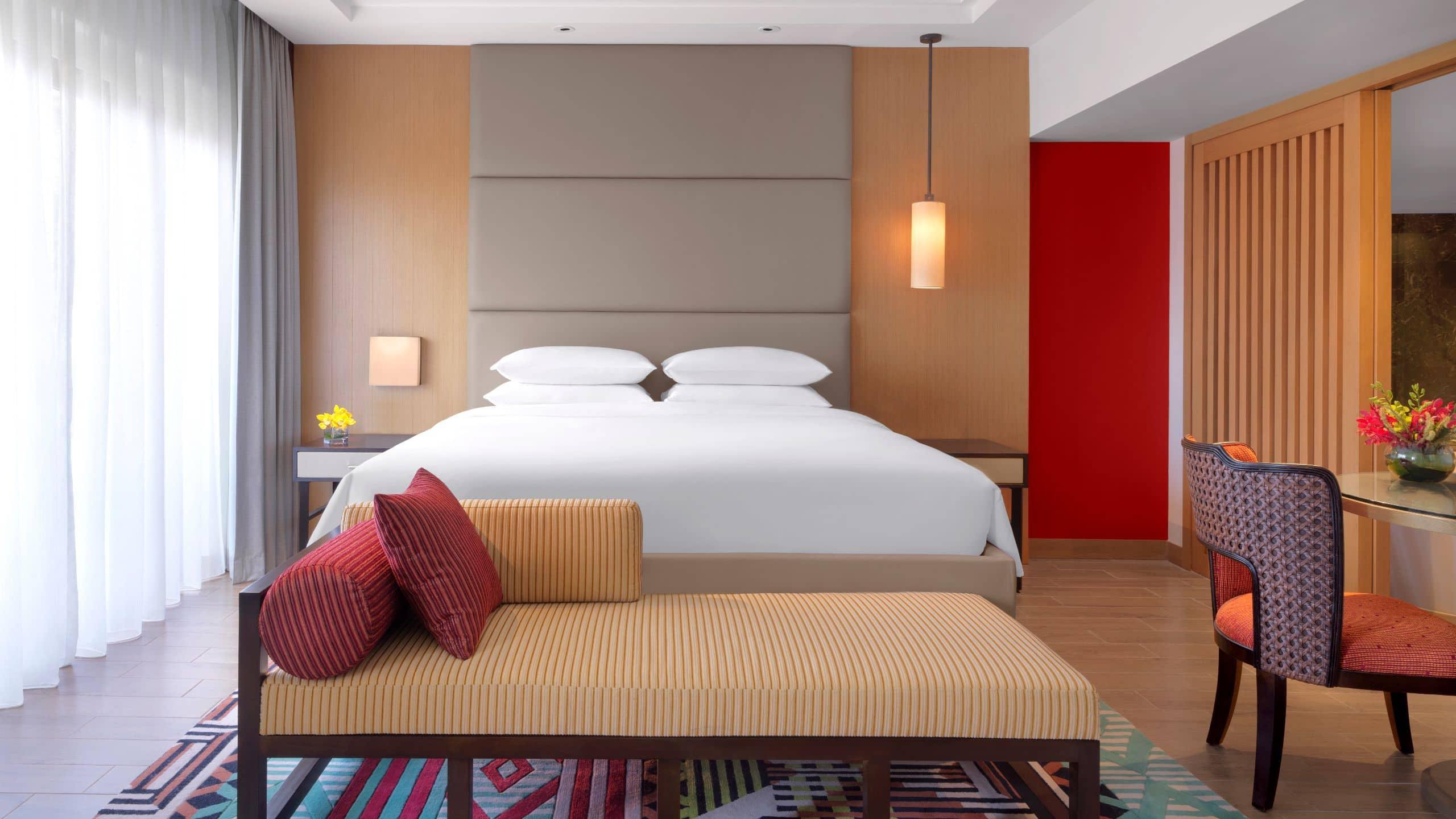 Hyatt Regency Kuantan Resort Екстер'єр фото A bedroom at the hotel